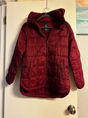 GAP quilted Packable Hooded Puffer Jacket - Maroon up-cycled!